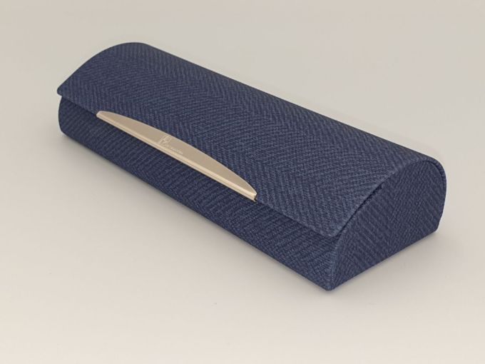 Футляр для окулярів