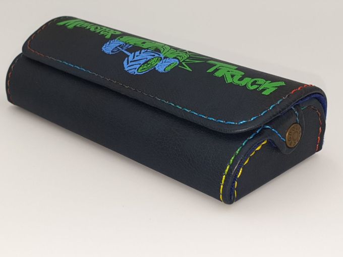 Футляр для окулярів