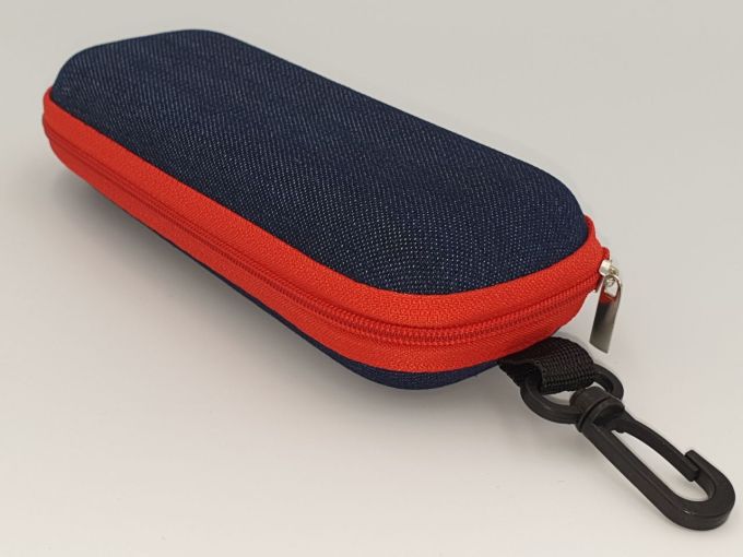 Футляр для окулярів