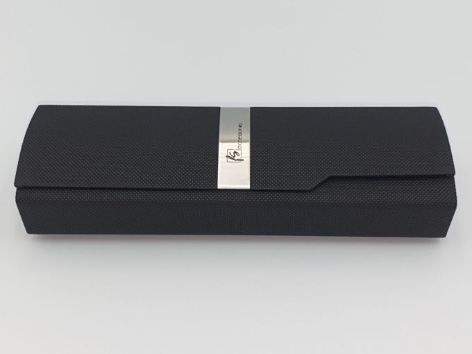 Футляр для окулярів