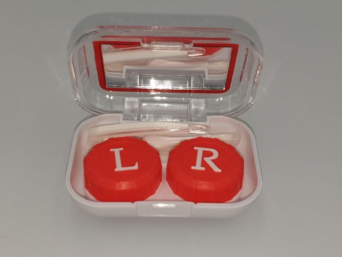 Дорожній набір для контактних лінз