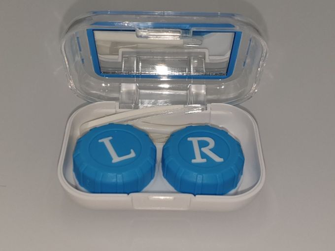 Дорожній набір для контактних лінз